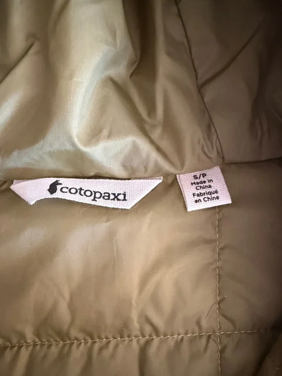 NWT Cotopaxi Trico Hybrid Hooded Jacket in color Seed (greens) - Picture 5 of 9